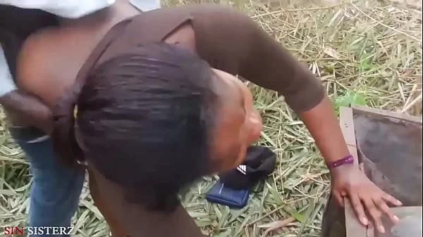 Bush Sex Is The Best So Far With African Gift